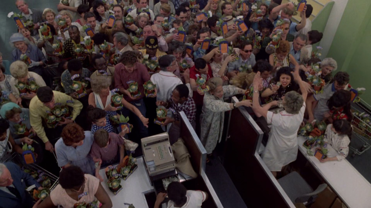 Little.Shop.of.Horrors.1986.DC.1080p.BluRay.x265-RARBG.mp4_20211204_192538.099.jpg