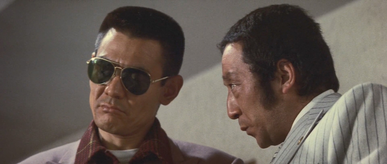 의리 없는 전쟁1Battles.Without.Honor.And.Humanity.1973.1080p.BluRay.x264.AAC-[YTS.MX].mp4_20240414_222025.647.jpg