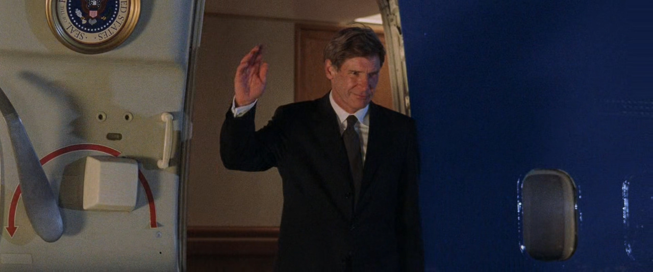 Air.Force.One.1997.REMASTERED.1080p.BluRay.x265-RARBG.mp4_20230520_222353.663.jpg