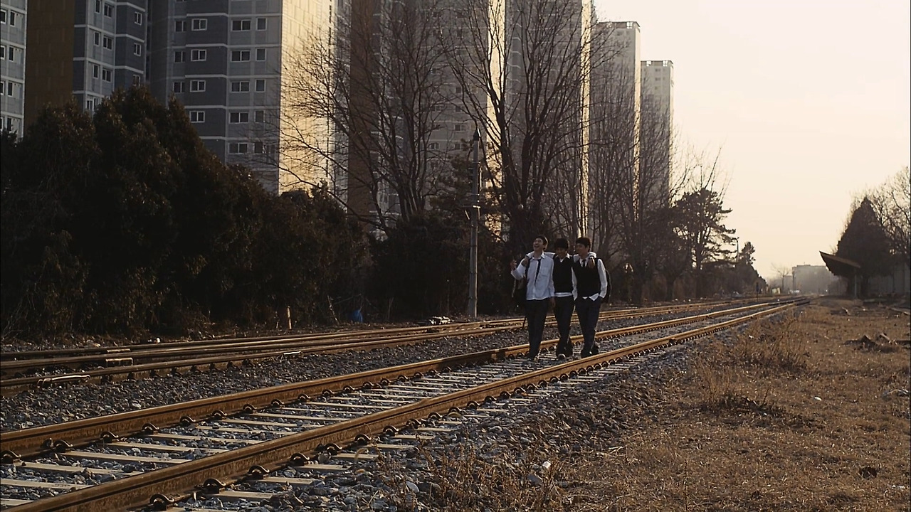 Bleak.Night.2010.KOREAN.1080p.BluRay.H264.AAC-VXT.mp4_20210613_052128.813.jpg