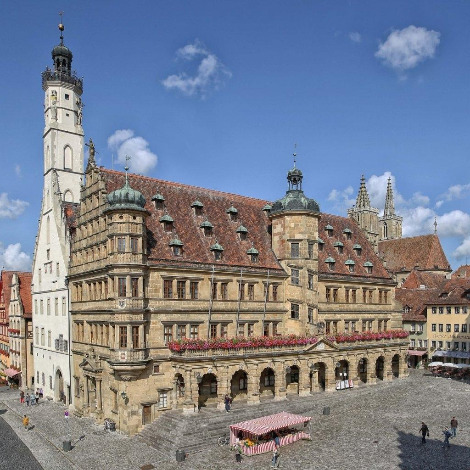 Rothenburg-Tourismus-Service-Rathaus-Pfitzinger-2-1024x1024.jpg