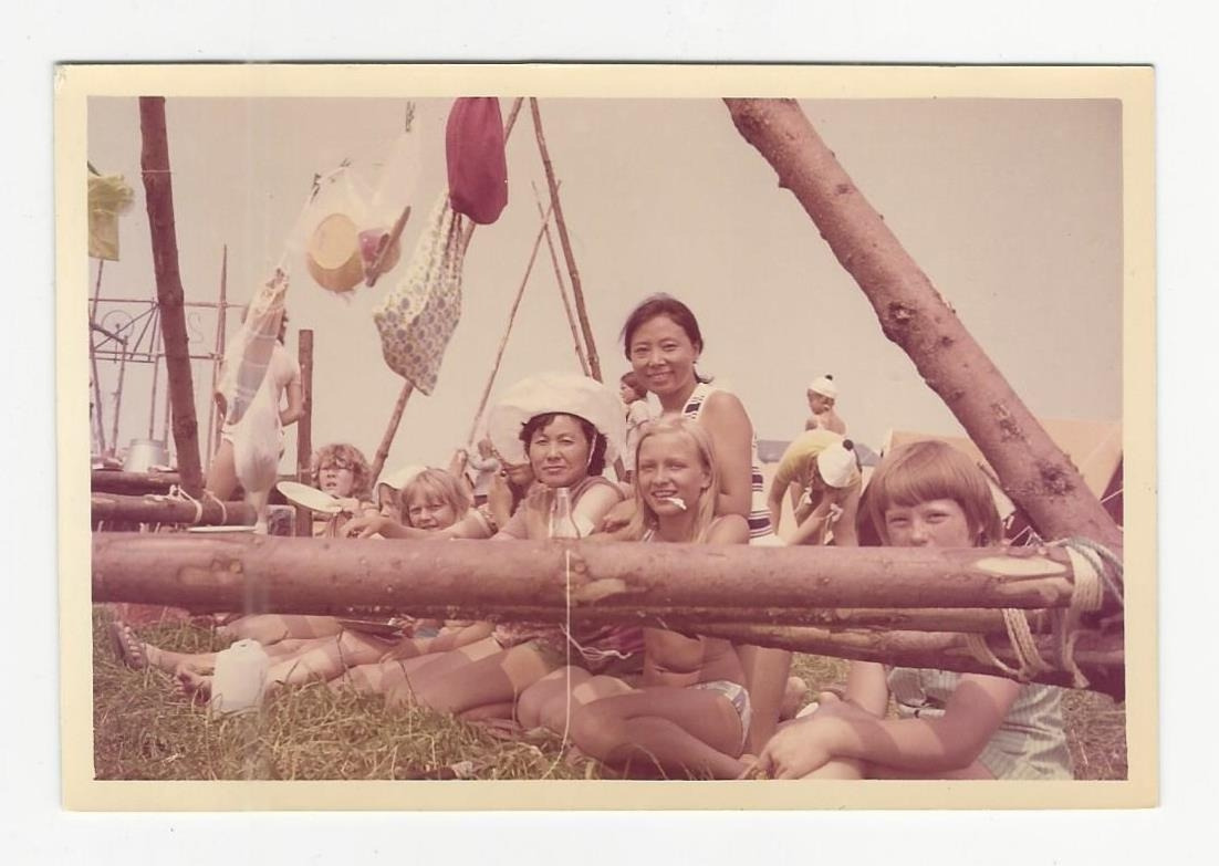 1972 7 캠핑장 저녁식사 전.jpg