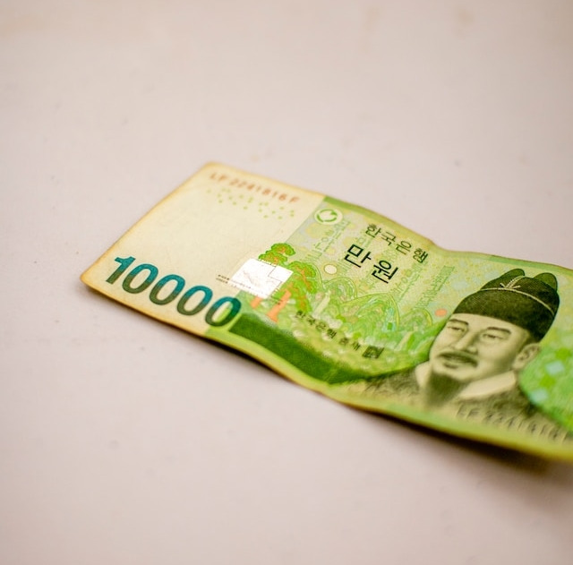 Photo by minho jeong on Unsplash.jpg