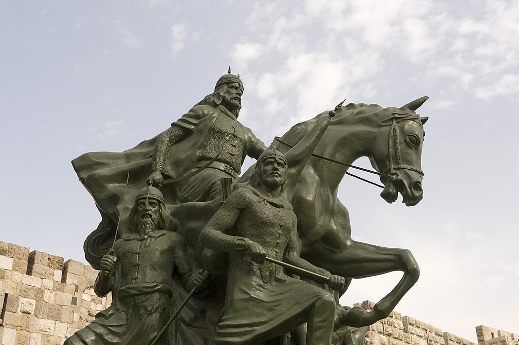Damascus_statue_for_Saladin_0367 (1).jpg
