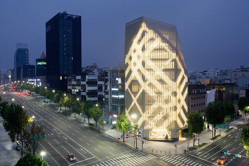 압구정 버버리.jpg