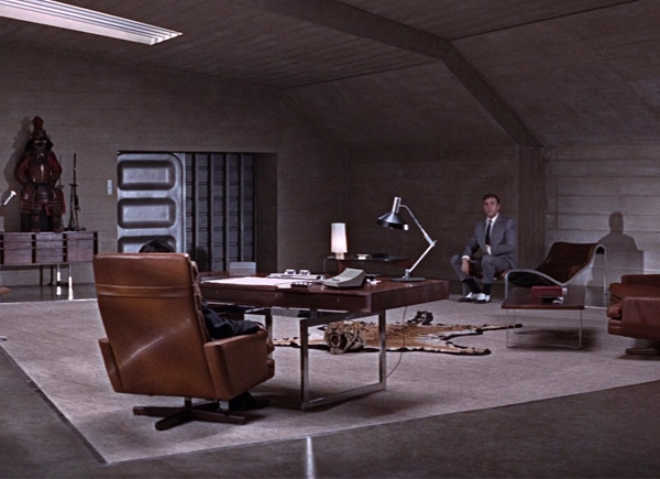 bond-desk-bodil-kjaer-you-only-live-twice-film-and-furniture-600435.jpg