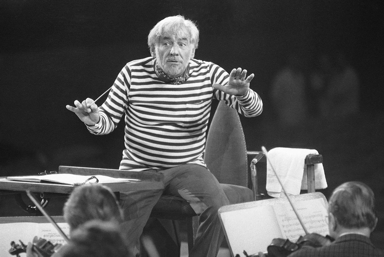 leonard_bernstein_1976_48323.jpg