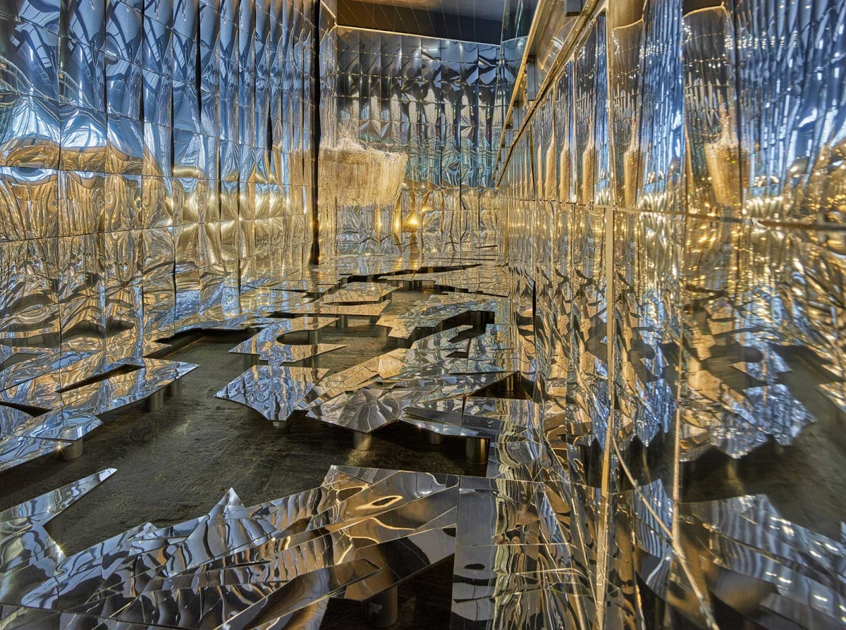 SKW_Swarovski_Ausstellung_Lee_Bul_1200_03.jpg