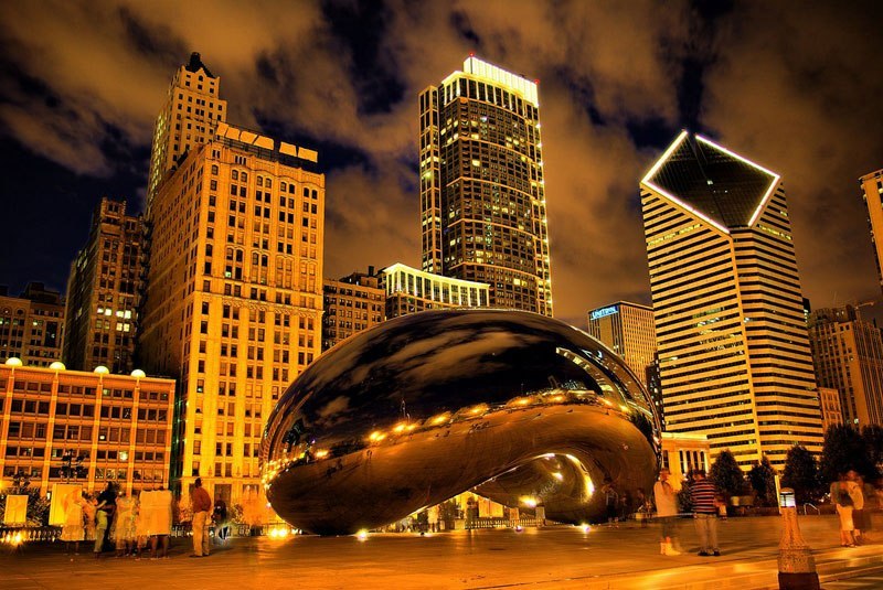 cloud-gate-anish-kapoor-chicago-bean-sculpture-1.jpg