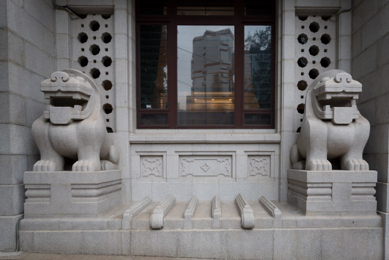 0d139-hong-kong-bank-of-china-building-art-deco-lions-des-voeux-road-rodolfo-nolli.jpg