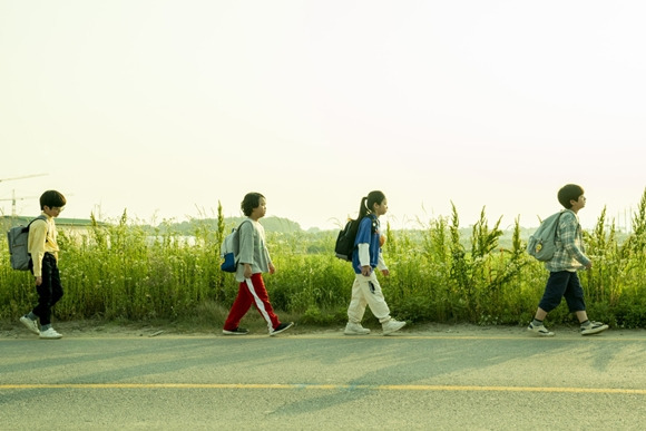 아이들은 즐겁다.jpg