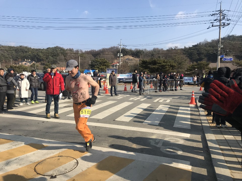 알몸마라톤2.jpg