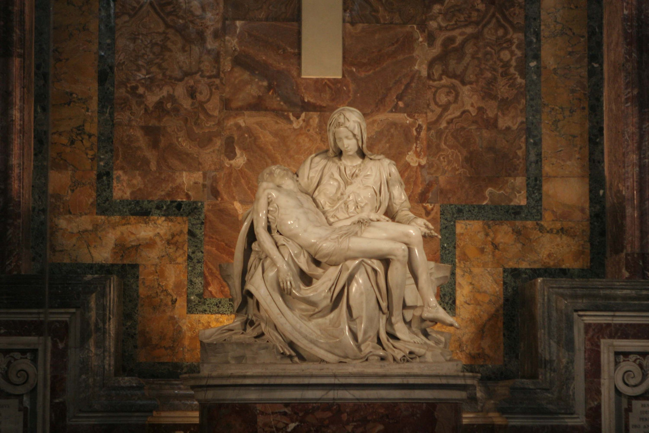 Pieta-GMR_6315.jpg