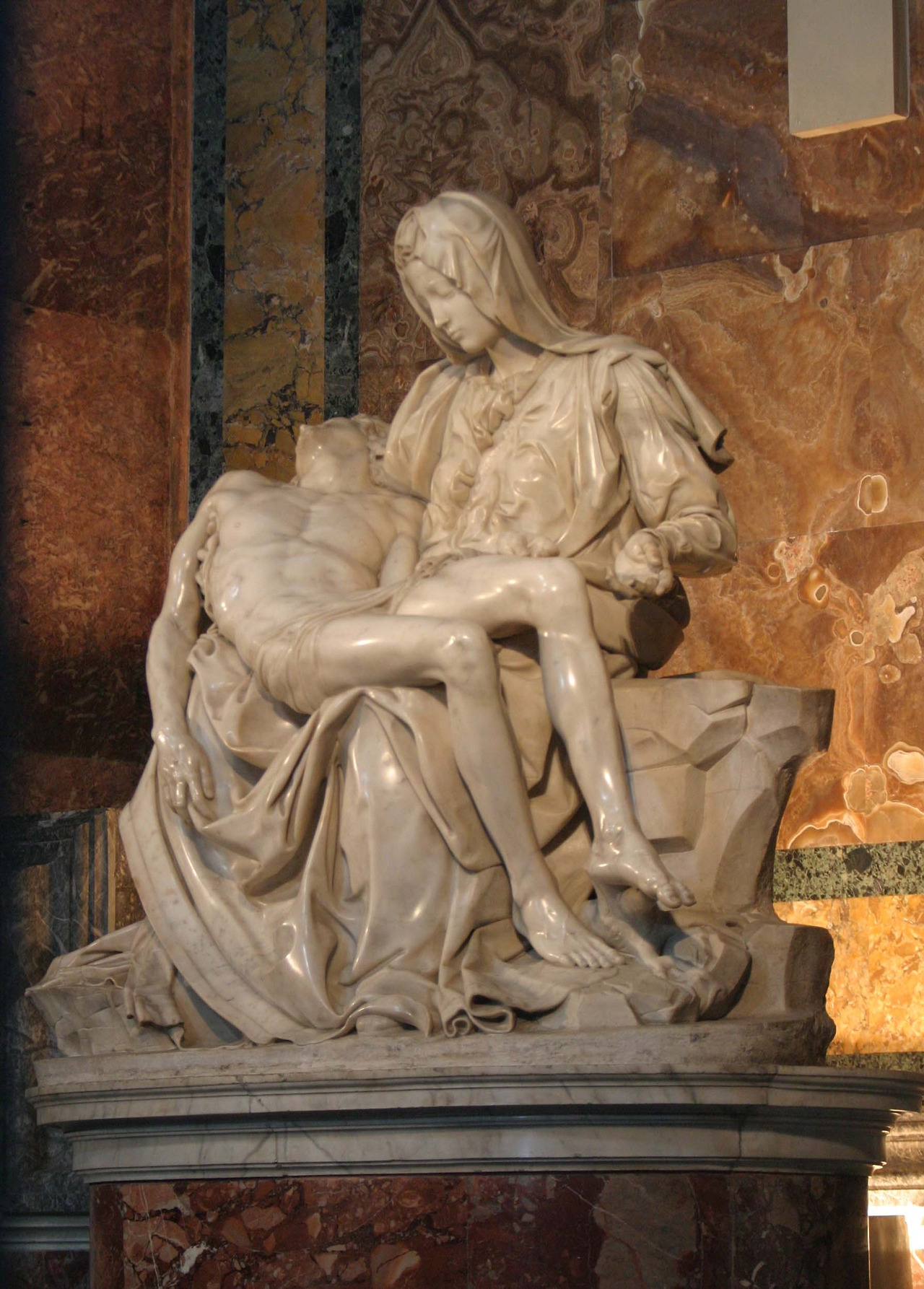 Pieta-rs5069.jpg