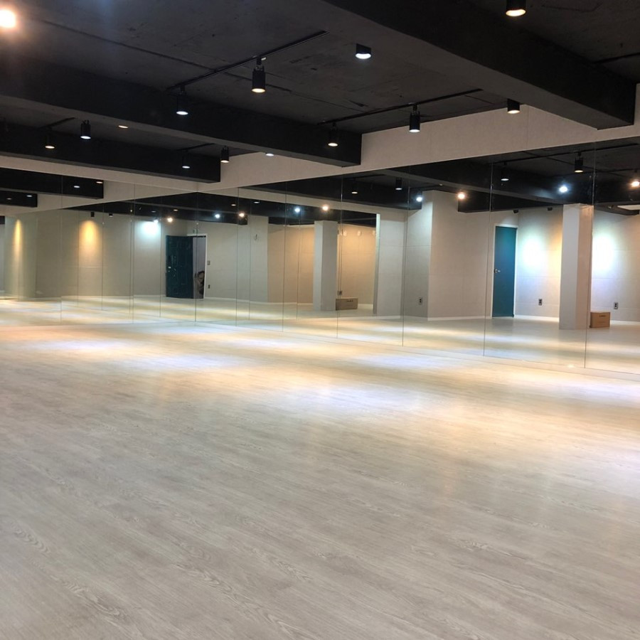 홍대 폴라스튜디오.jpg