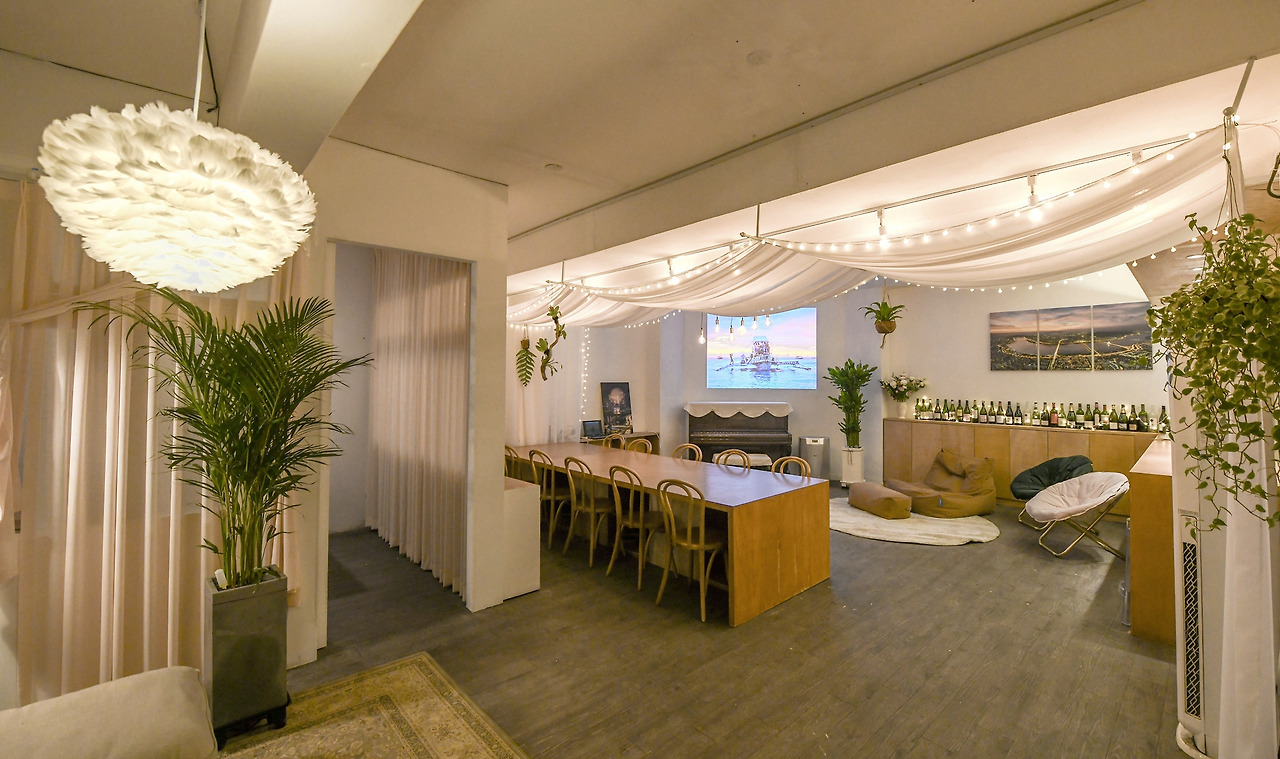 성수동 문라이트.jpg