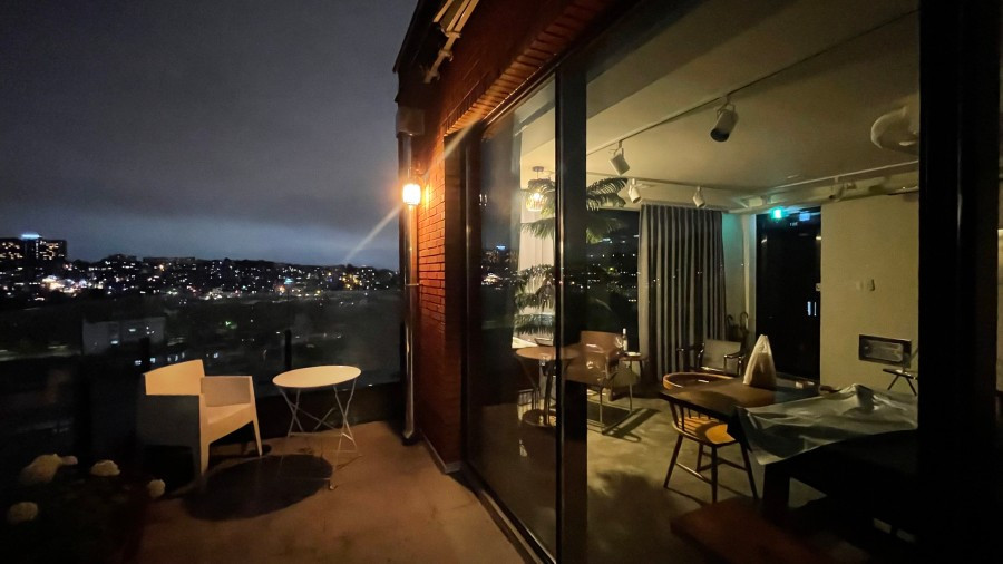 해방공간 실내외.jpg