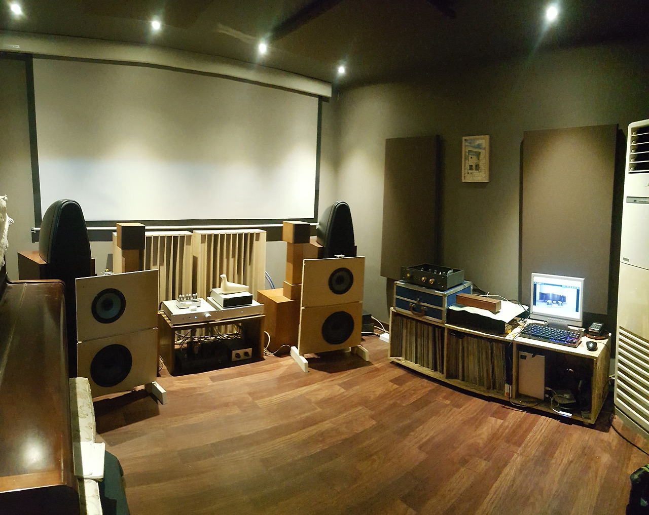 사진11_꿈샘누리 지하1층 영화감상실_꿈샘누리 제공.jpg