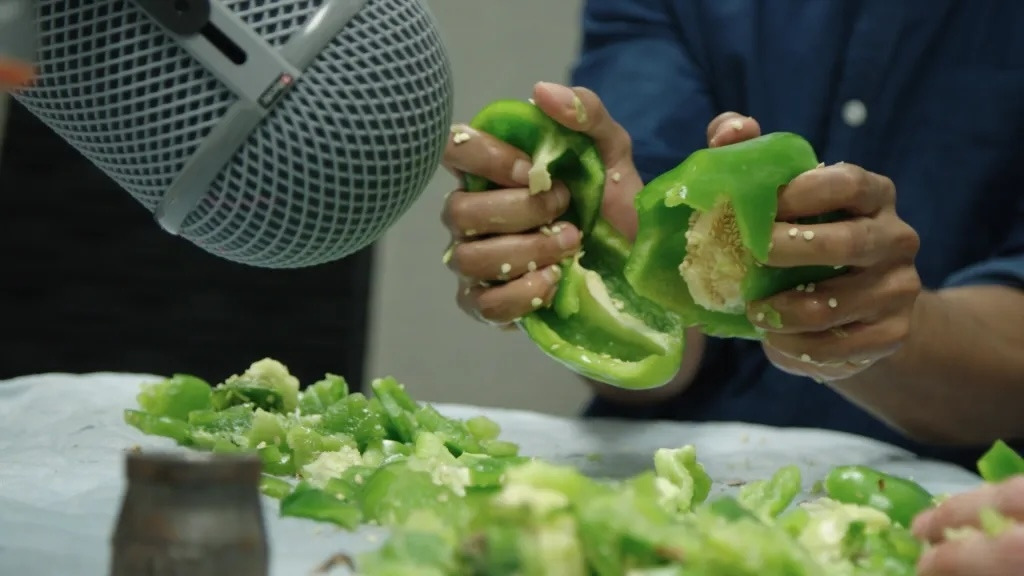 1566314333724-SFV_SEG4282_MKFOLEY_EXTENDED_WEB_081319_MIX_COLOR_LOCKED00_03_31_06Still011 복사본.jpg