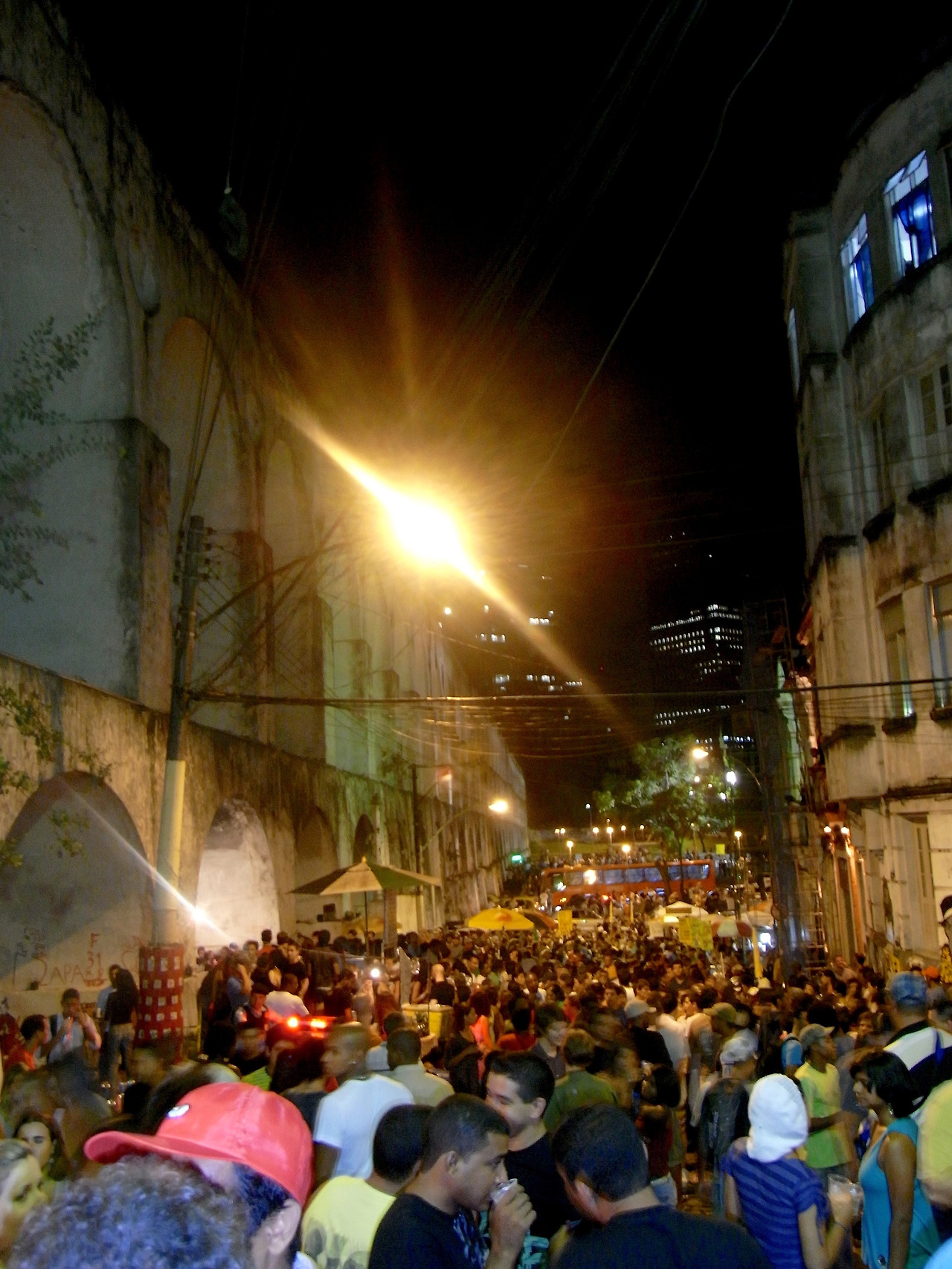 라빠의 밤거리.jpg