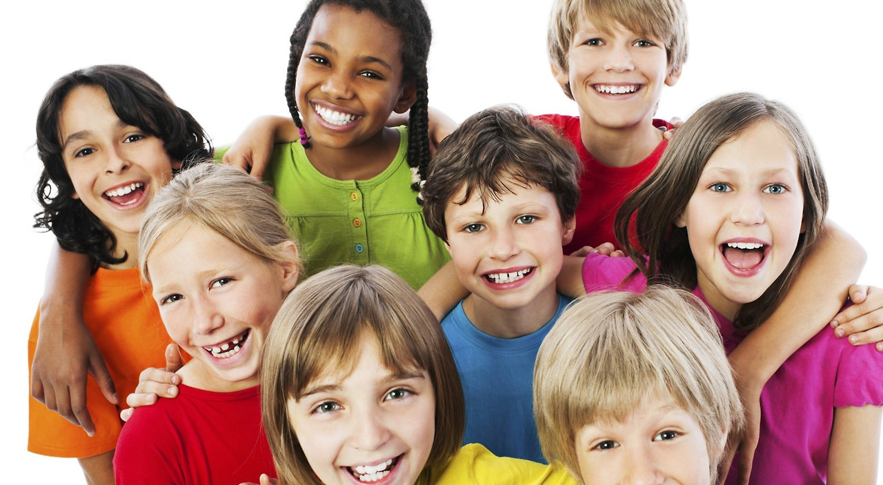 GROUP-OF-CHILDREN-SMILING-facebook-e1504647426918.jpg