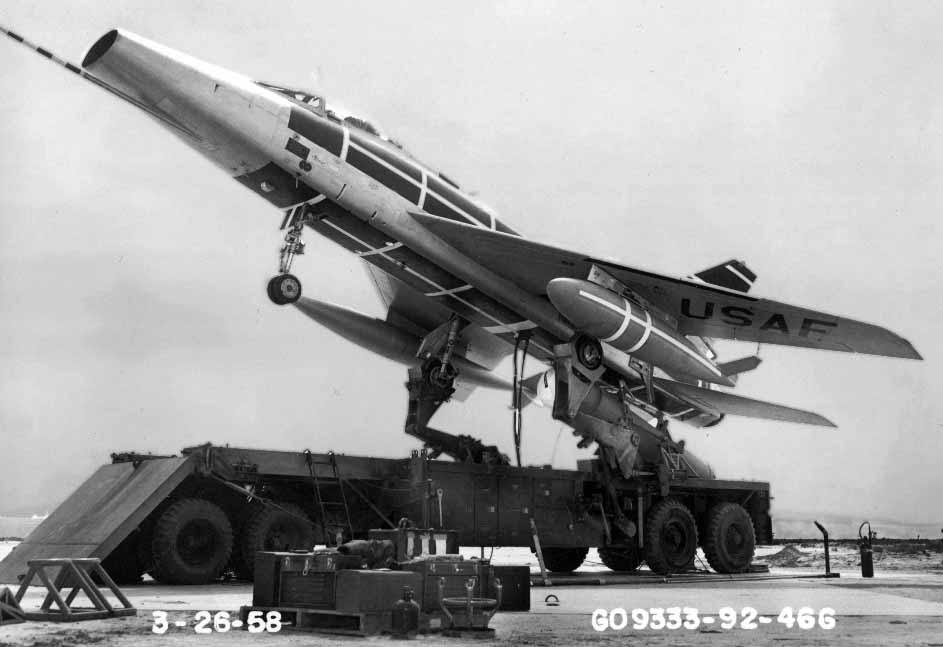 F-100 Super Sabre rocket-assisted take-off  03_(Large Scale Planes).jpg