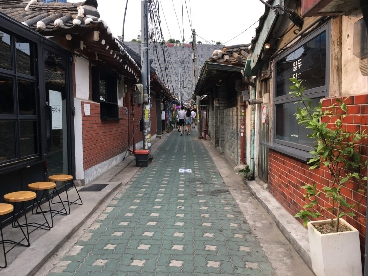 익선동 골목길.jpg