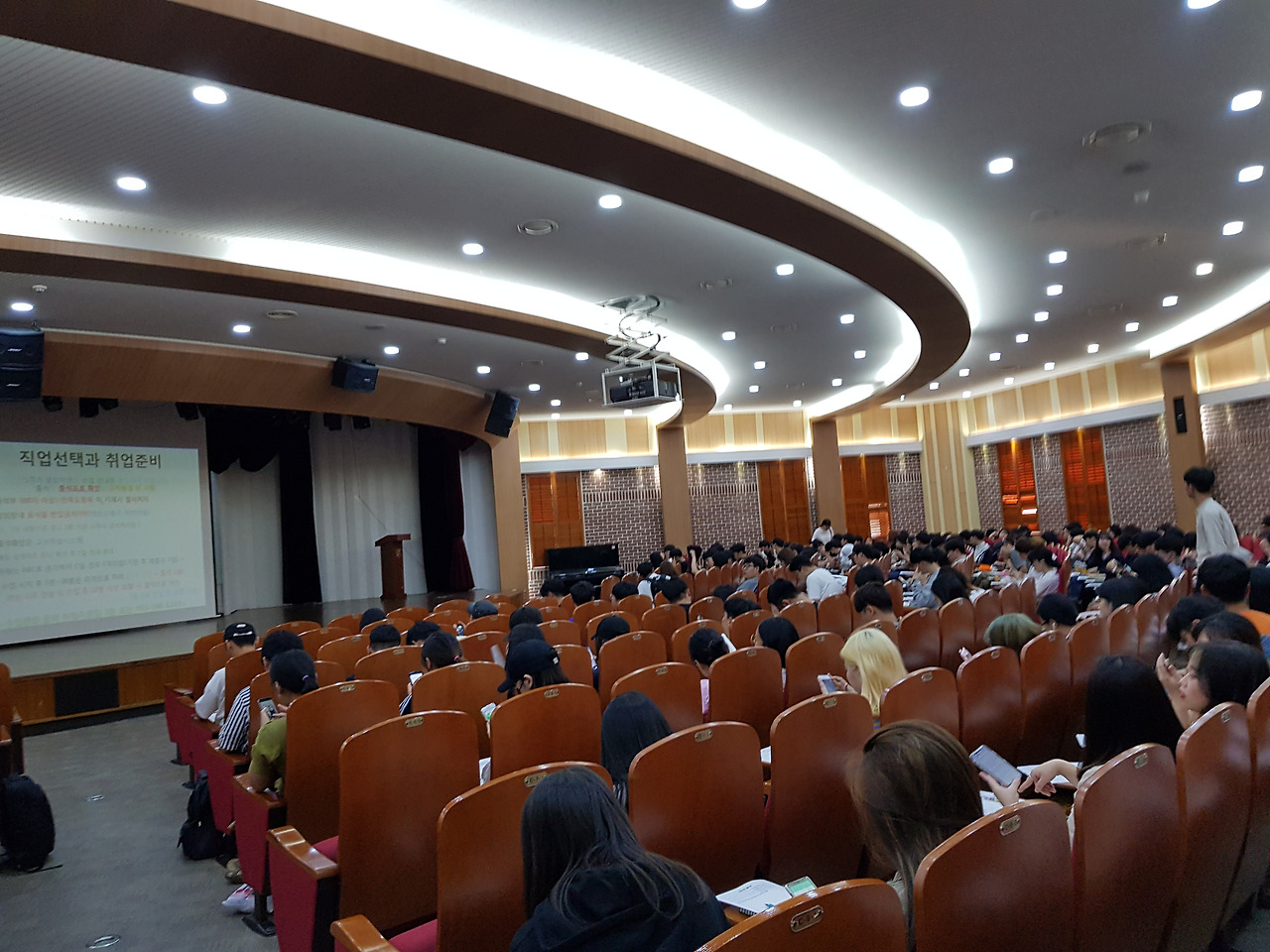 2018-09-11 16.56.24.jpg