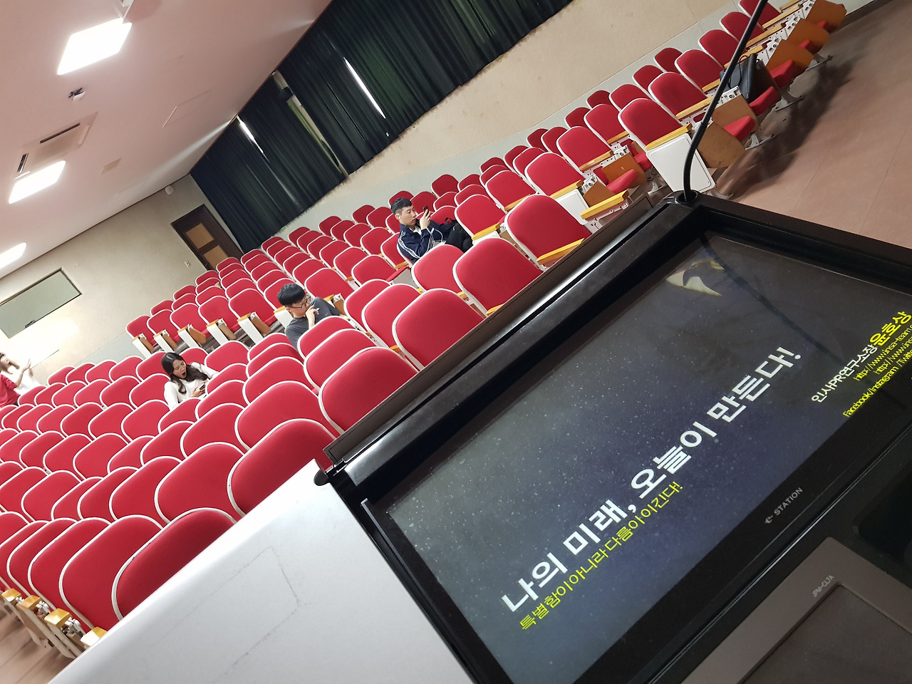 2018-09-18 14.09.34.jpg