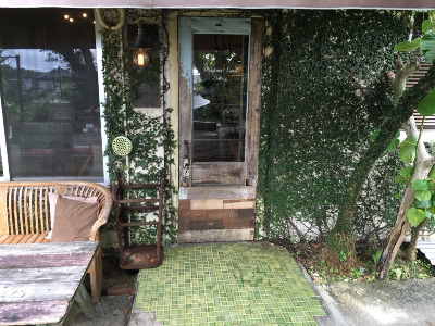 2016 오키나와 빵집.jpg