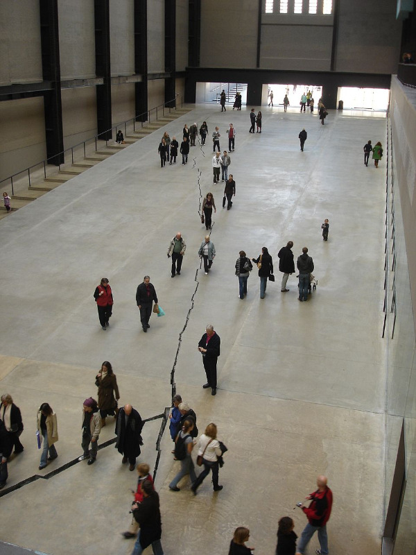 960px-Shibboleth_Tate_Modern.jpg