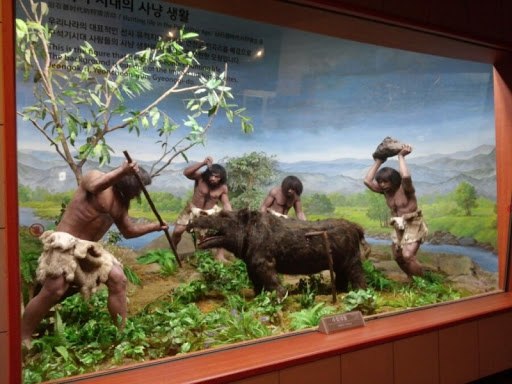 구석기 사냥.jpg