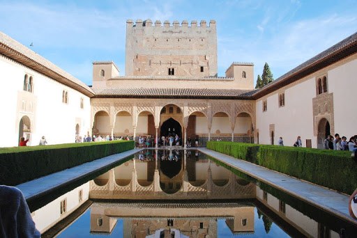 알함브라 궁전.jpg