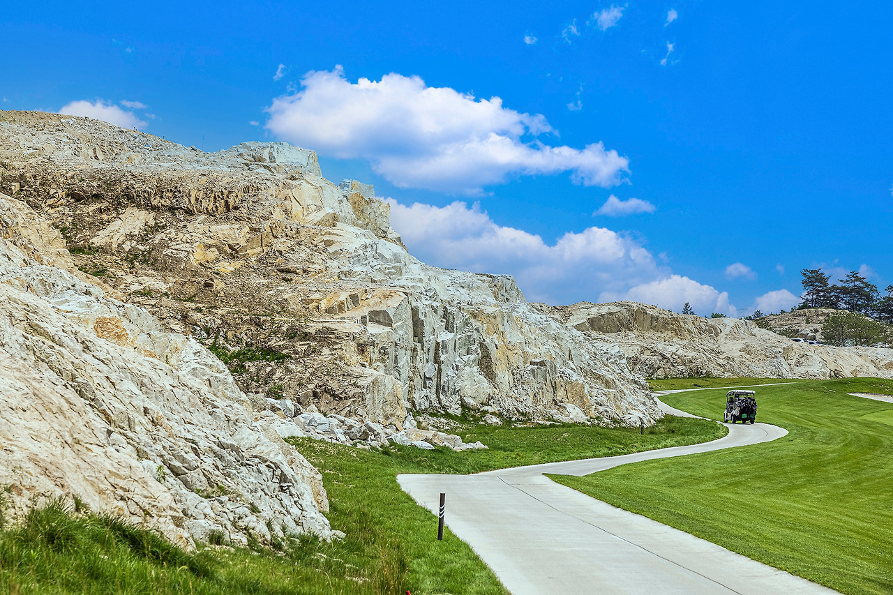 SMA_Golf Course 5_ 5,9번홀.jpg