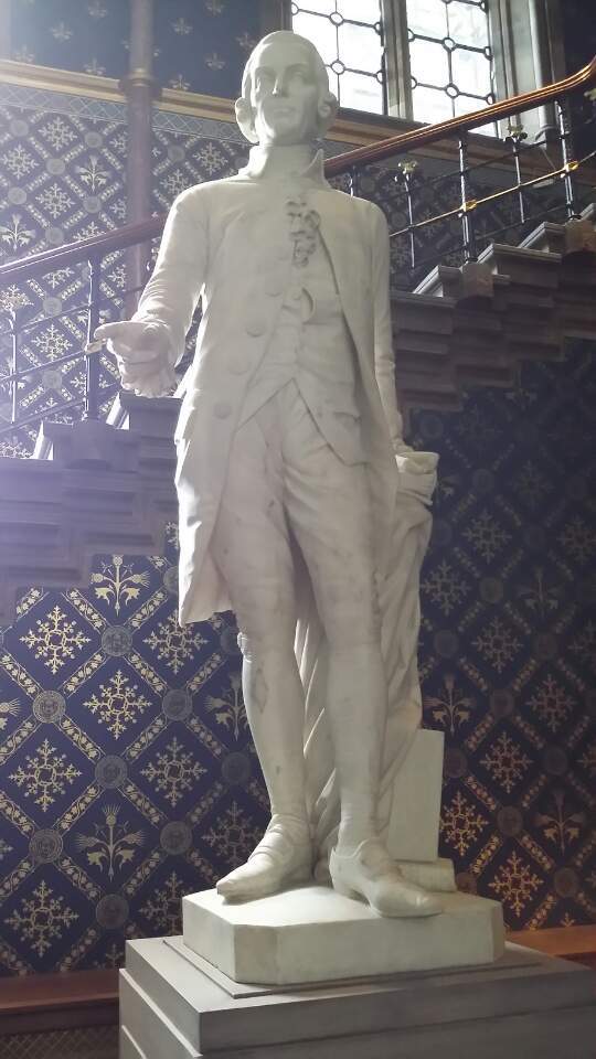 애담 스미스.jpg