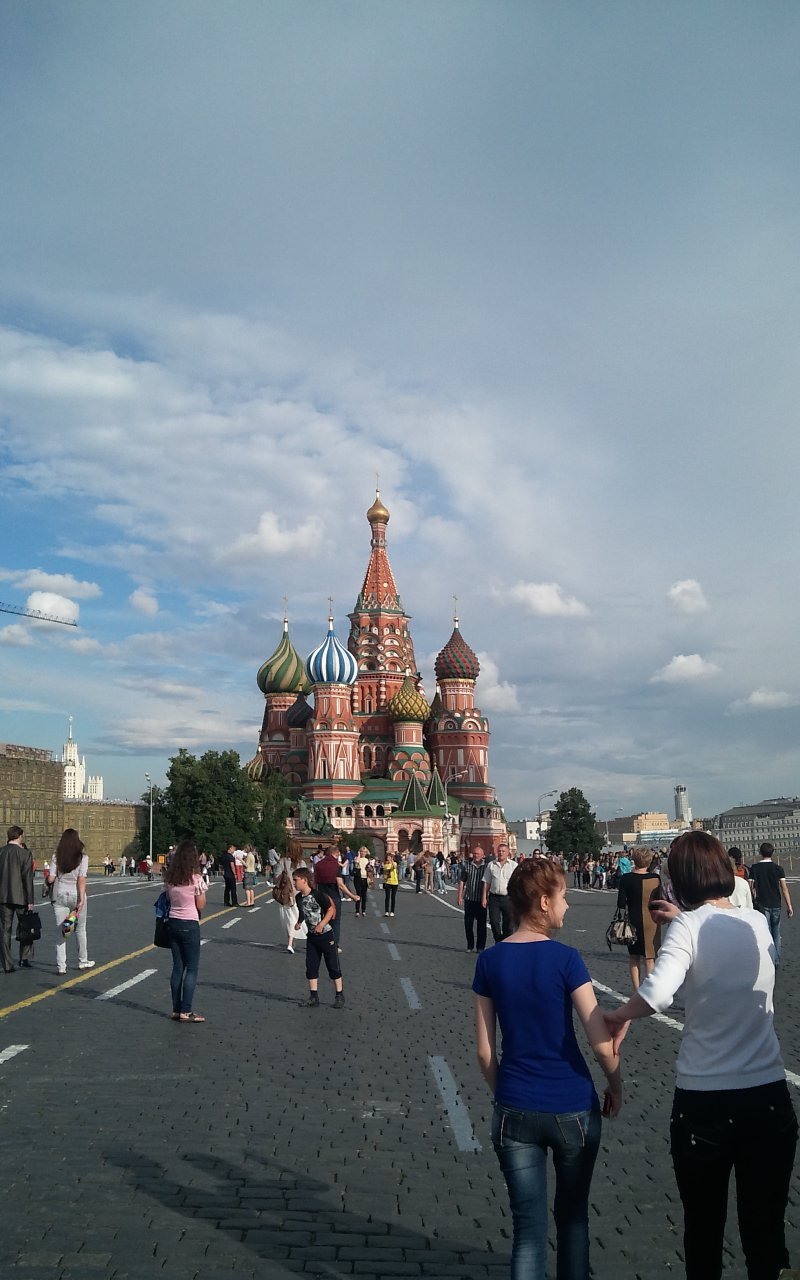 테트리스 궁전이란 별칭을 가진 바실리 사원.jpg