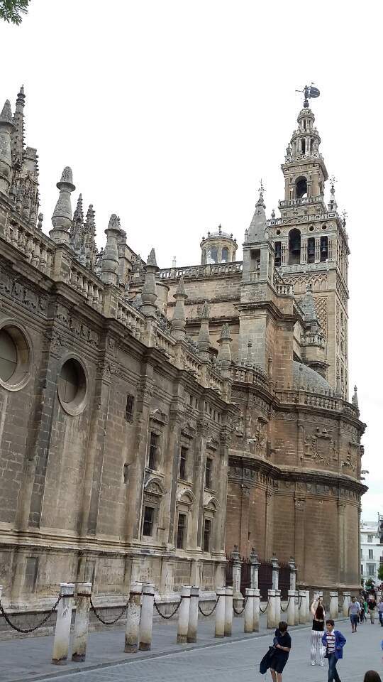 세비야 성당.jpg