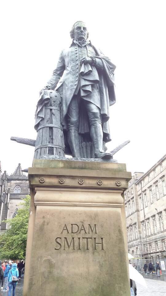 아담 스미스.jpg