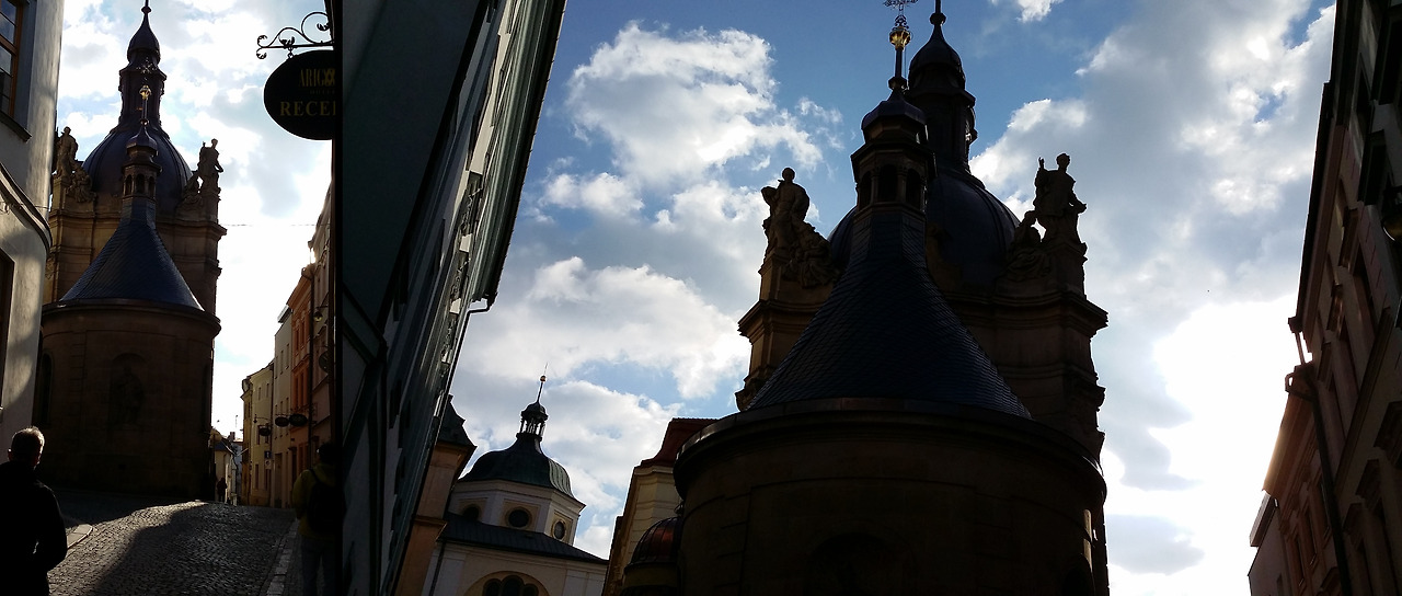 올로모우츠 골목길.jpg