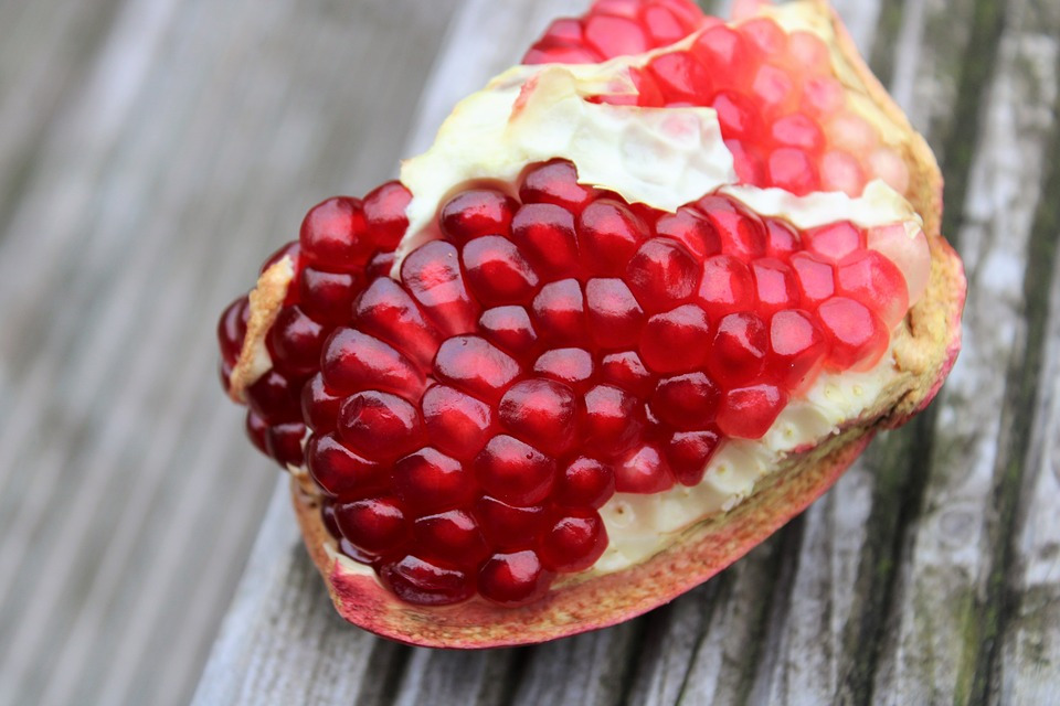 pomegranate-3802408_960_720.jpg