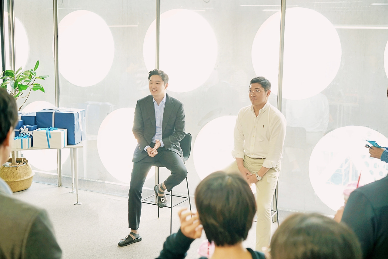 [데일리펀딩] 비전을 공유하고 있는 이해우, 정용 공동대표_1.jpg