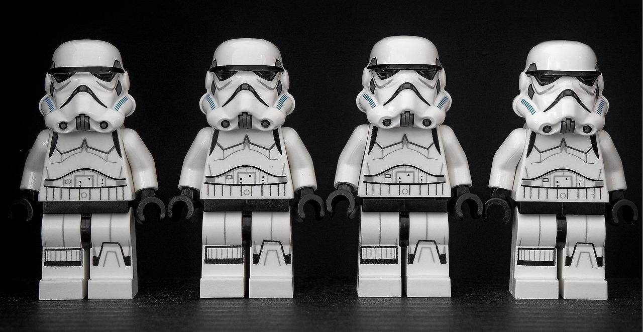 stormtrooper-1343772_1920.jpg