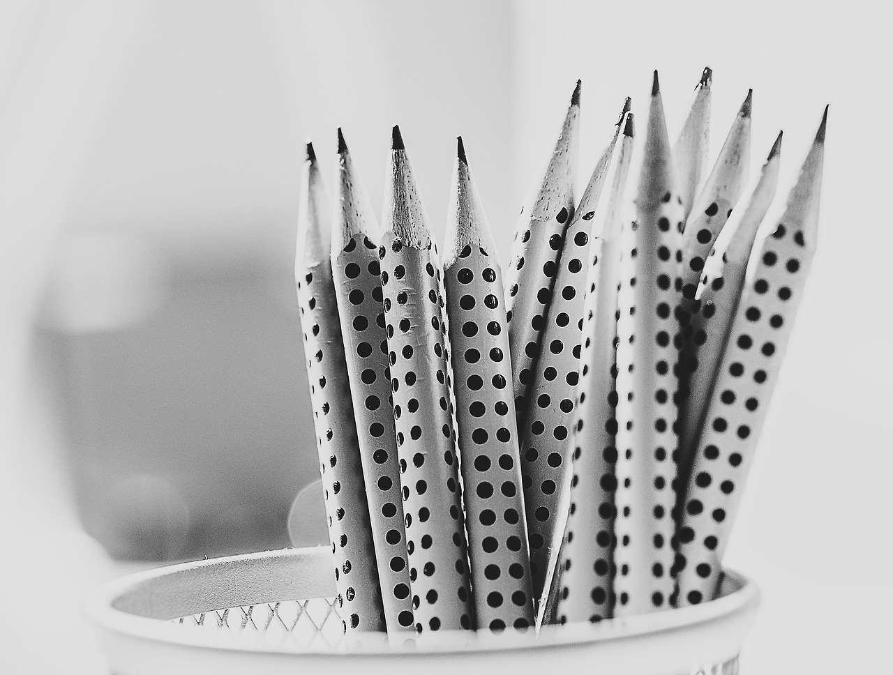 pencils-924965_1920.jpg