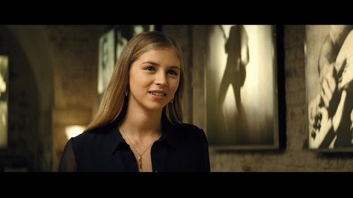 헤르미온느 코필드.jpg