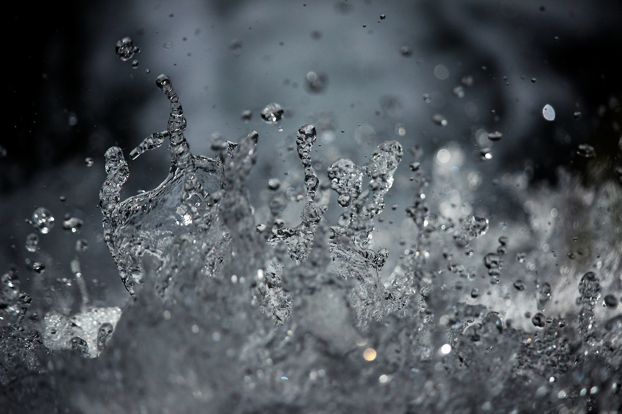 water-2079907.jpg