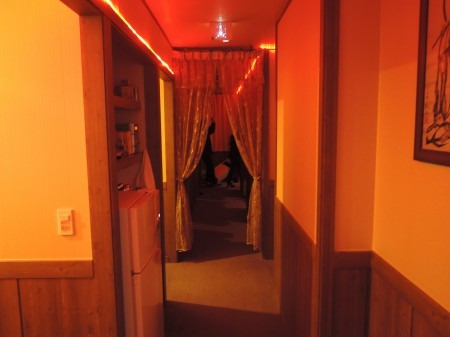 동남아 마사지샵.jpg