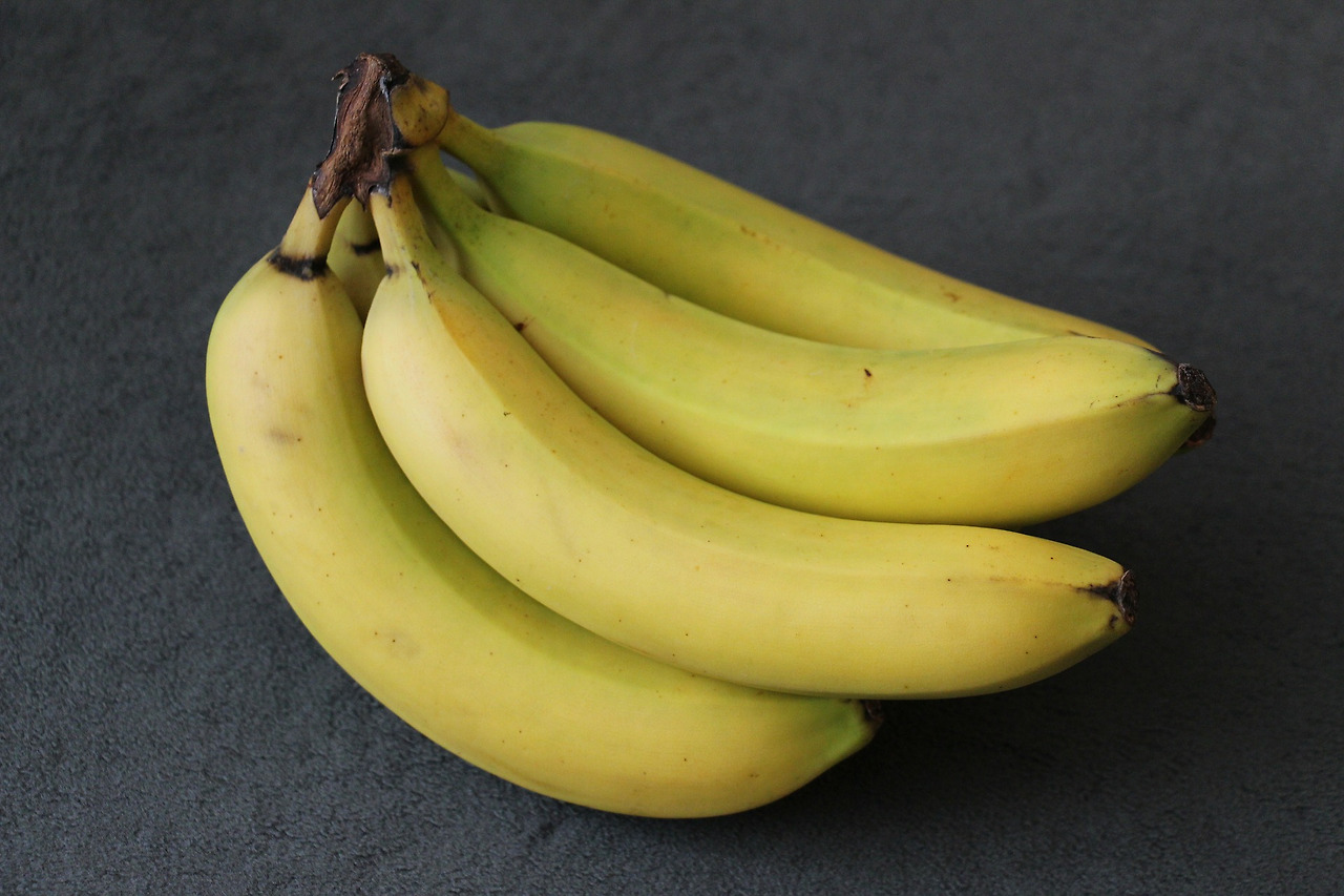 banana-325461_1920.jpg
