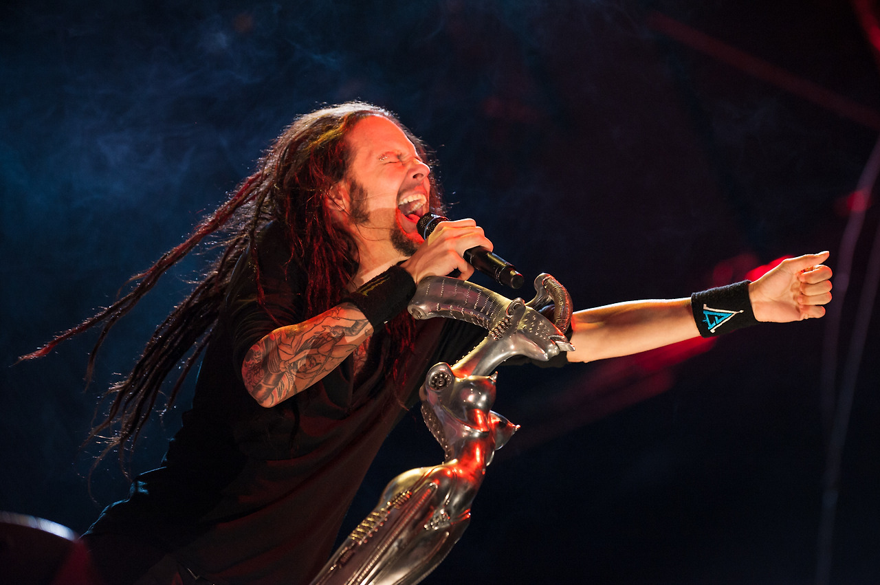 Korn-Jonathan-Davis.jpg