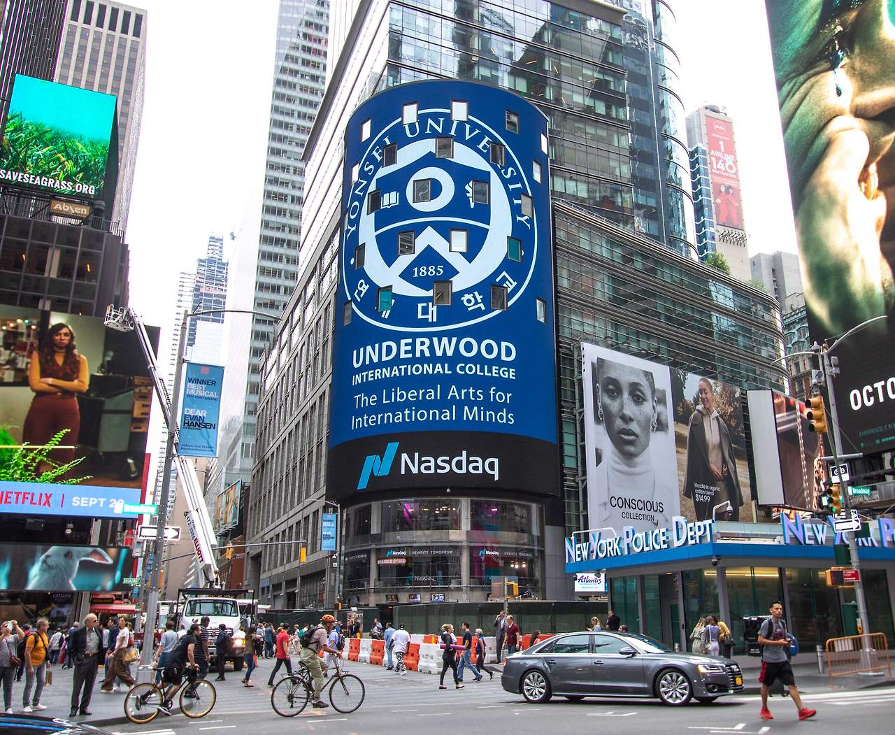 5_그대 안의 로열 블루_유경_사진1.jpg