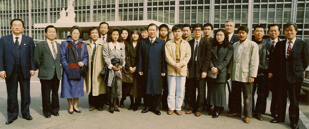 1991.3.1 김대중과 부활팀 ok.jpg